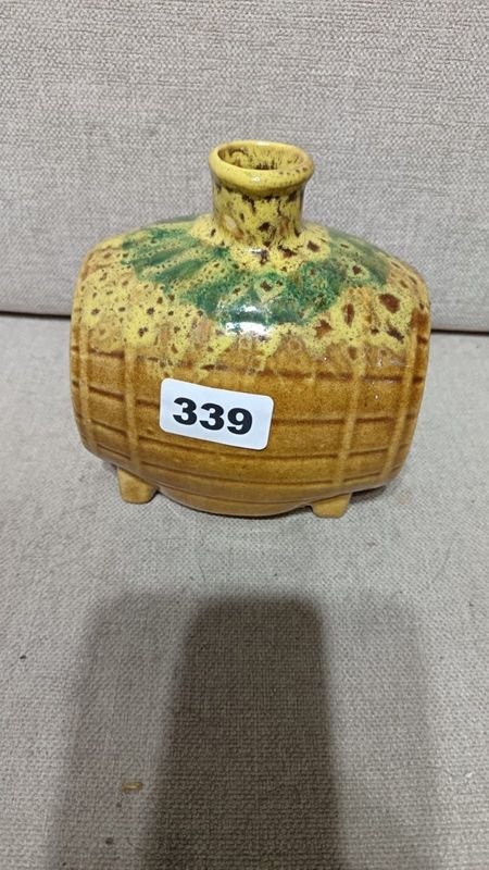 Florero de Cerámica Amarillo y Verde con Relieve Cuadriculado