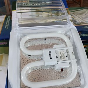 Plafón con Tubo Fluorescente Efolight 28W Nuevo en Caja - imagen 2