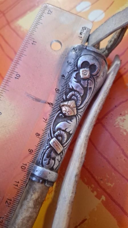 Revenque plata y oro sellado por el Platero Félix Del Puerto - Pieza de arte en metal - imagen 8