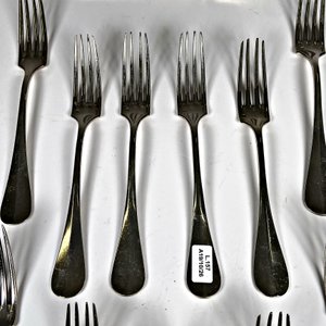 Catorce Tenedores de Comida Christofle Metal Plateado - imagen 3