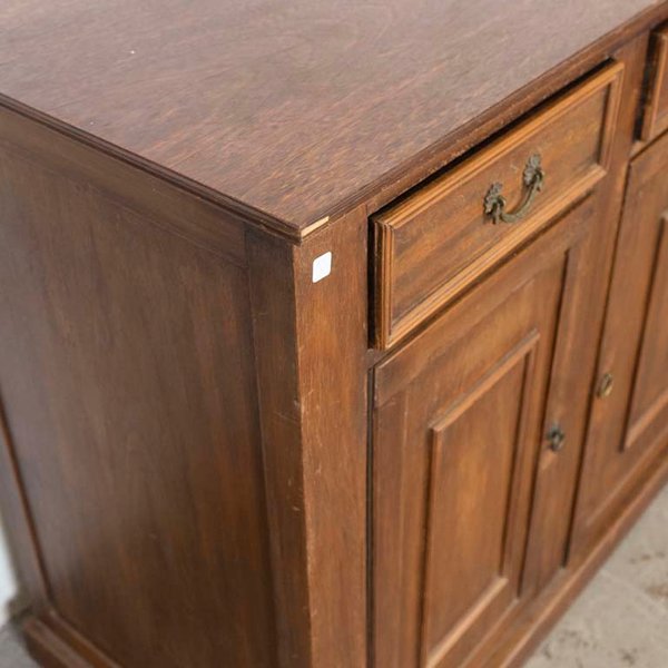 Aparador de tres cajones y tres puertas en madera - imagen 2