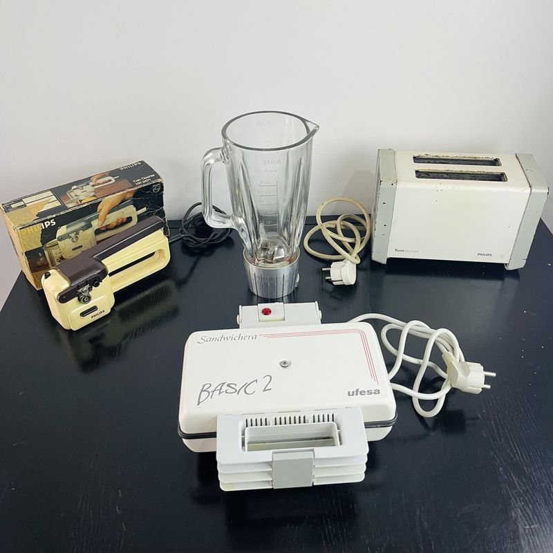 Lote anterior: Electrodomésticos en venta: Sandwichera, Tostadora, Abridor y Licuadora