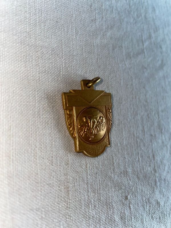 Medalla Conmemoración Municipal de Turismo Colonia 5 de Marzo de 1950
