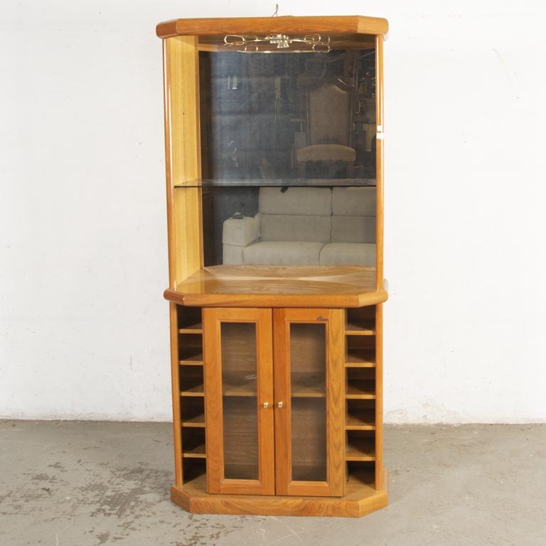 Mueble Bar Espejado "Tremarin" Cerejeira con Estantes de Vidrio y Luz