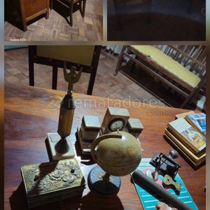 Lote anterior: Mueble de Escritorio Antiguo con Silla y Objetos de Decoración