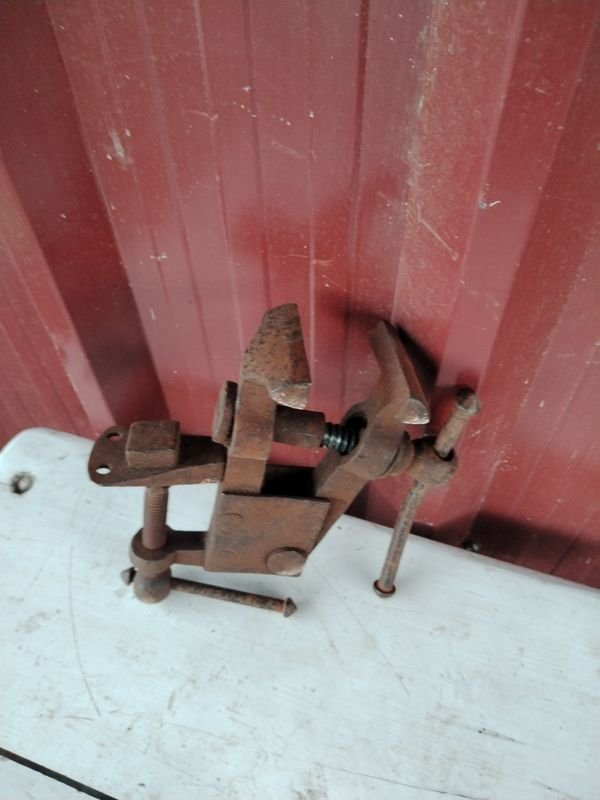 Item 876714 - Image 1