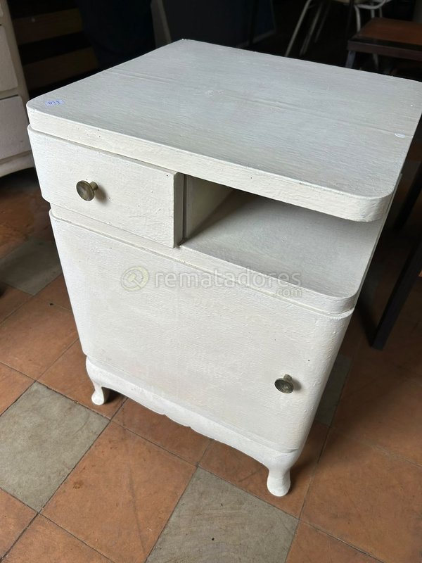 Mesita de Luz Blanca Estilo Nórdico con Cajón y Estante