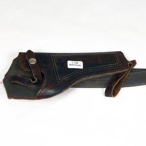 Estuche de Cuero para Arma con Correa - imagen 3