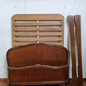 Lote anterior: Importante Cama Antigua Dos Plazas Estilo Provenzal Madera