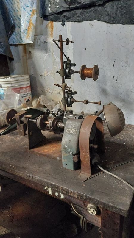 Maquinaria de bobinar con alimentador motor y embreague - imagen 2