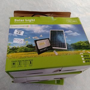 Cuatro lámparas led con panel solar. - imagen 4