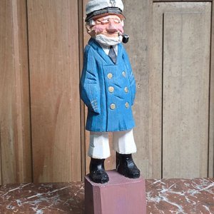 Lote anterior: Figura Decorativa Capitán Marinero con Pipa en Pasta, 30 cm