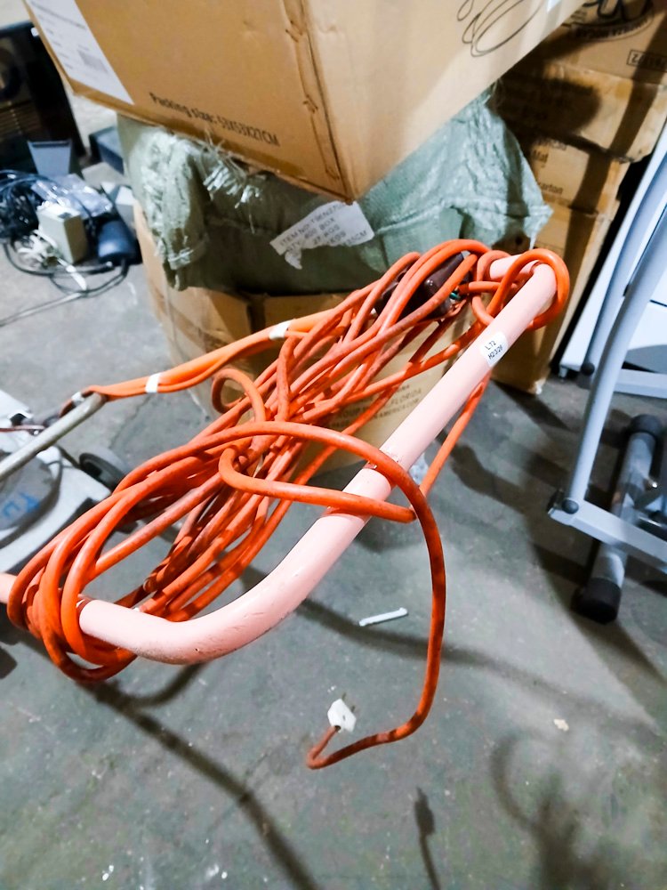 Maquina de cortar cesped con cable - imagen 5