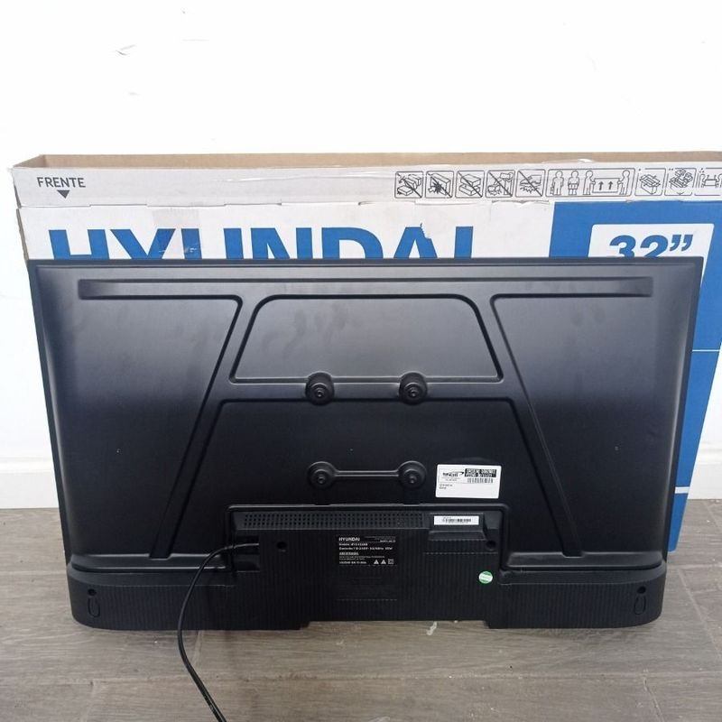 TV Hyundai de 32 pulgadas HDTV en caja, excelente condición - imagen 4