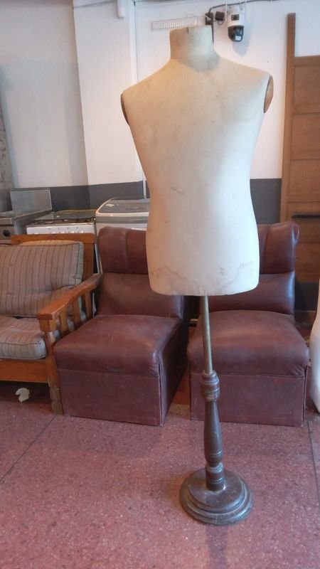 Maniqui torso de Sastre con base madera - imagen 2
