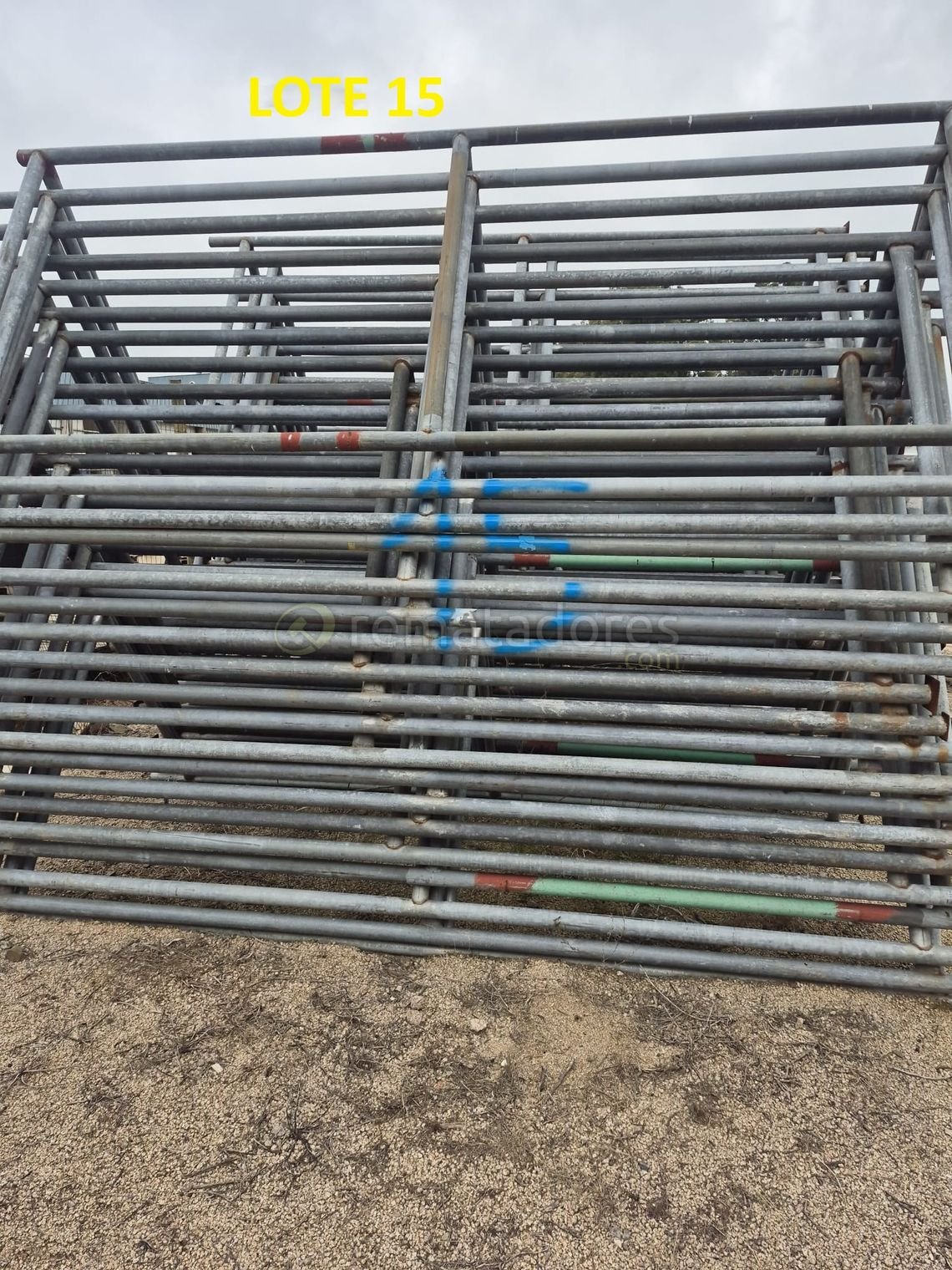 Lote de 15 Estructuras Metálicas para Corral o Manga