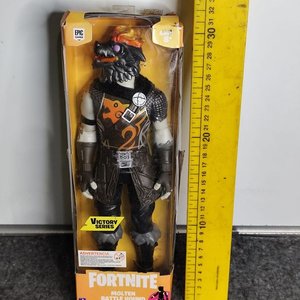 Muñeco Fortnite Molten Battle Hound, Nuevo en Caja - imagen 1