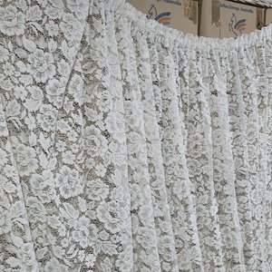Par de Cortinas de Encaje Blanco con Motivos Florales - imagen 6