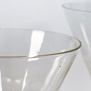 Diez Copas de Cristal Cónicas con Pie Tallado para Licor, Champán y Cóctel - imagen 3