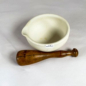 Antiguo Mortero de Farmacia con Mano de Madera - imagen 3