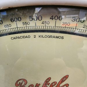 Balanza Berkel Industria Belga Antigua Capacidad 2 Kg - imagen 2