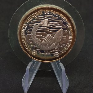 Moneda Conmemorativa Uruguay 1983-1984 FAO Sobre Pesca - imagen 3