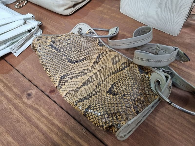 Colección de bolsos de mano de alta calidad - imagen 11