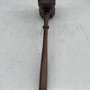 Martillo de Juez de Madera Maciza - imagen 2