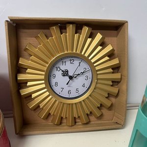 Lote Variado: Reloj Sol Dorado, Cajas Organizadoras Rosadas, Botellas, Velas y Más - imagen 2