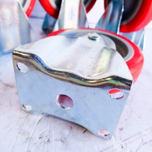 Lote de 10 Ruedas Rojas con Base Fija - imagen 3