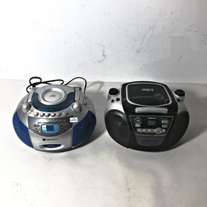 Dos Radios Portátiles con CD: "Punktal" y "National Star" - imagen 1