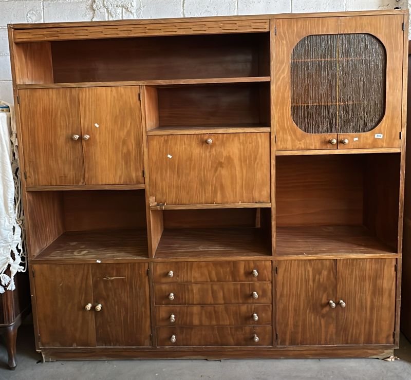 Lote anterior: Mueble de comedor madera maciza con gran capacidad de guardado