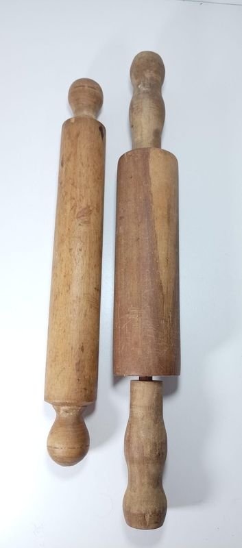 Par de Rodillos de Amasar de Madera Dura