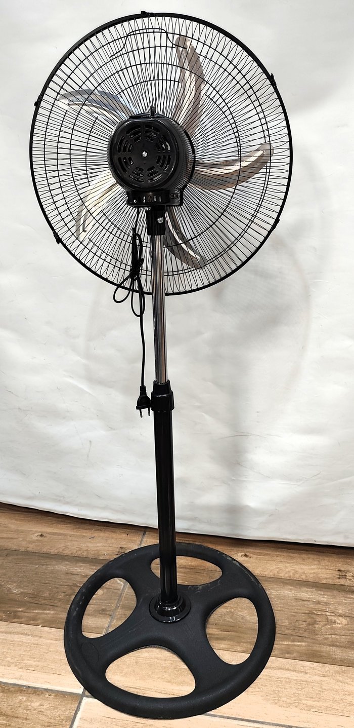 Ventilador de pie ocilante con cinco aspas metálicas, nuevo - imagen 3