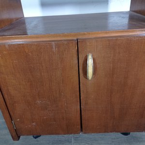 Mueble Auxiliar de Madera con Estante y Puertas - imagen 4