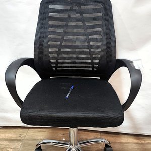 Silla de Escritorio Negra con Respaldo Lumbar y Apoya Cabezas - imagen 4