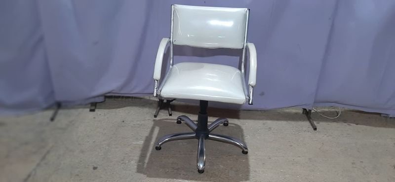 Item 891674 - Image 0