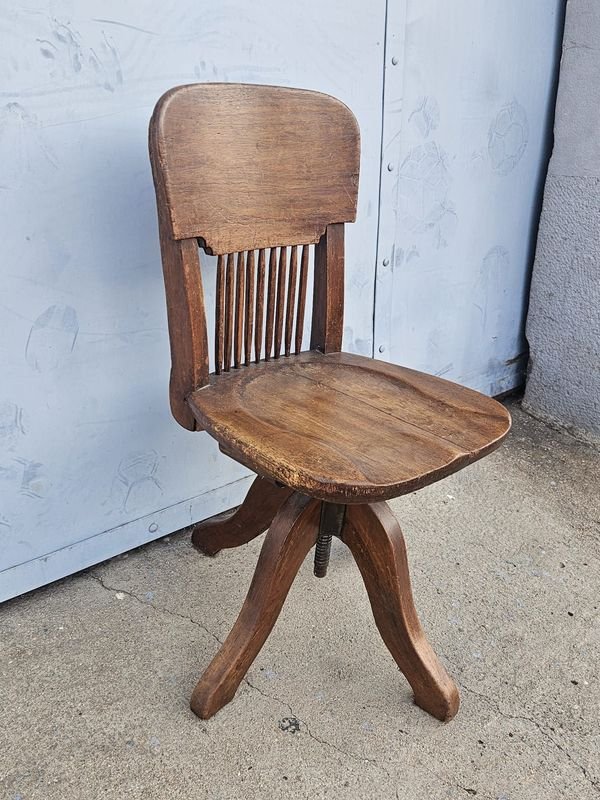 Silla giratoria antigua en madera - imagen 2