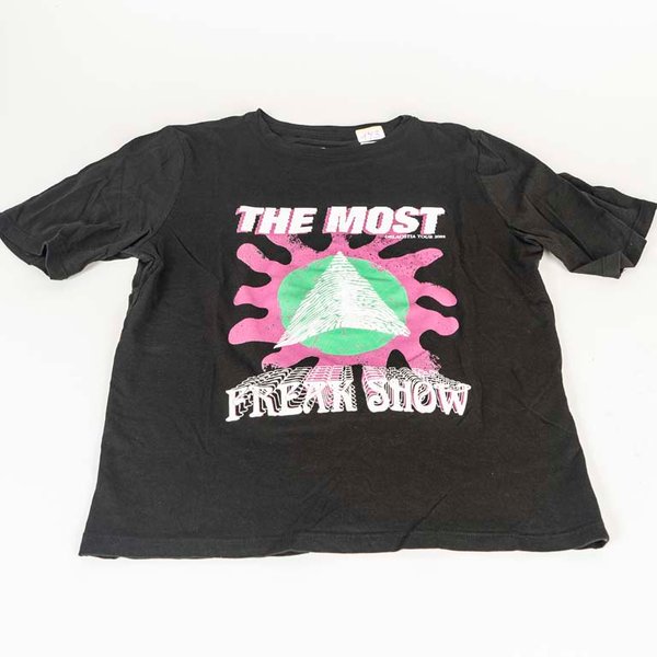 Remera Negra "De la Ostia" Talle 2/42 con Estampa "The Most Freak Show"