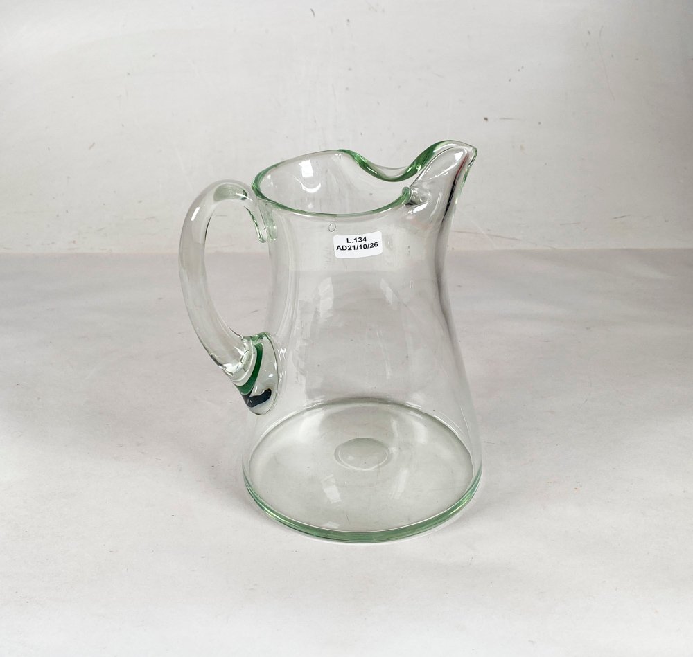 Jarra de Vidrio Hialino con Borde Verde - 20 cm