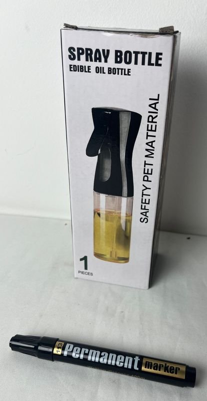 Botella aceitera de plástico con cuerpo transparente - imagen 1