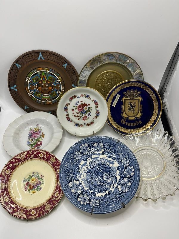 8 Platitos decorativos de distintos tamaños - imagen 1