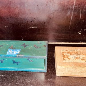 Lote siguiente: Lote de 2 Cajitas Decorativas de Madera con Mariposas