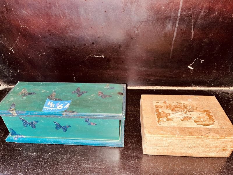 Lote de 2 Cajitas Decorativas de Madera con Mariposas