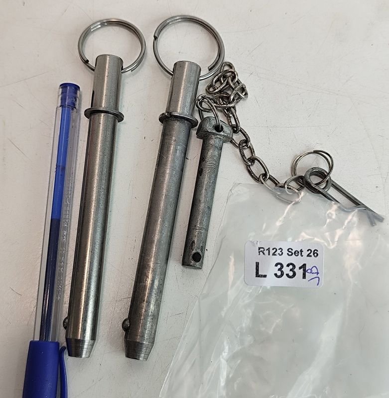 Pernos de Acero con Anillos y Cadena para Armamentos Vehiculares