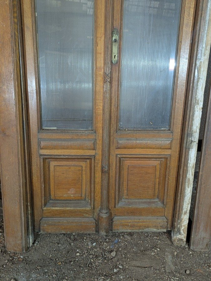 Puerta de madera antigua con seis paneles - imagen 8