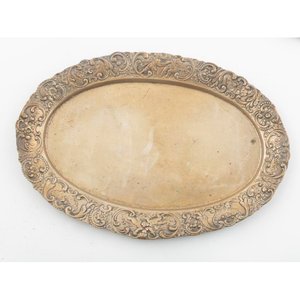 Set de 3 Piezas de Plata: Bandeja Oval y Dos Platitos Decorados - imagen 3
