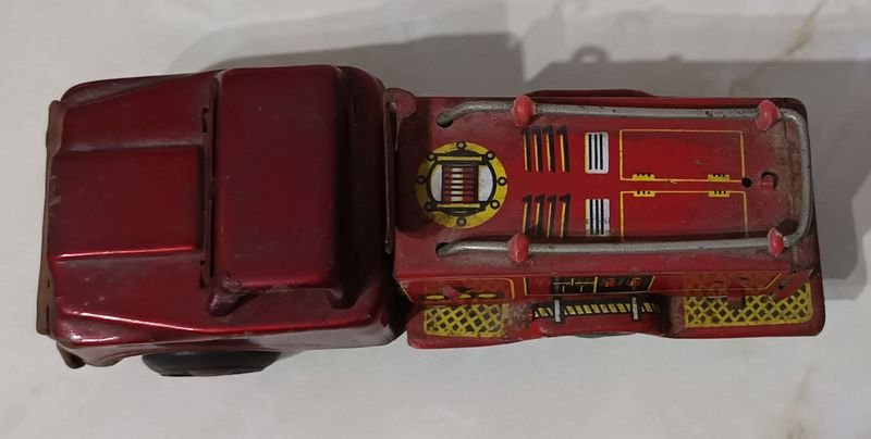 Antiguo Camión de Bomberos de Hojalata esmaltada para Venta - imagen 5