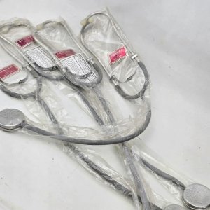 Lote anterior: Set de 4 Estetoscopios BRAMER Medical Instruments