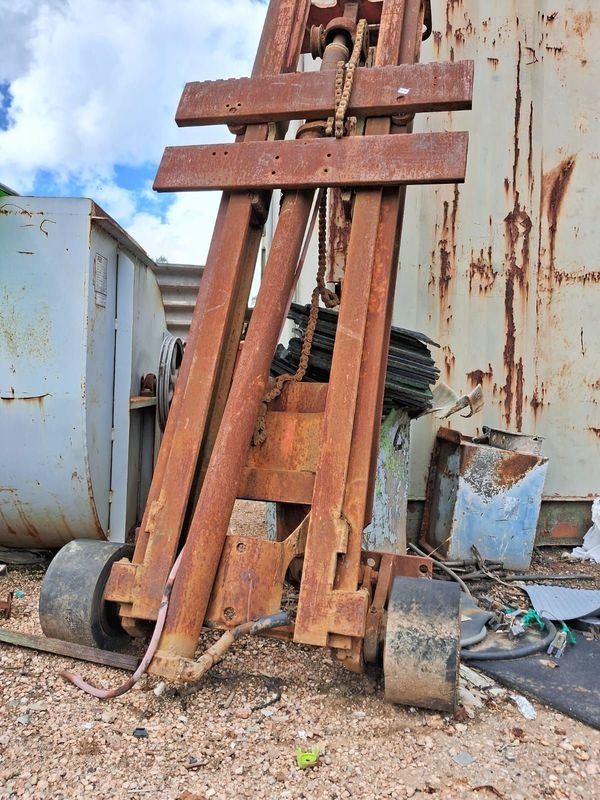 Item 896329 - Image 0